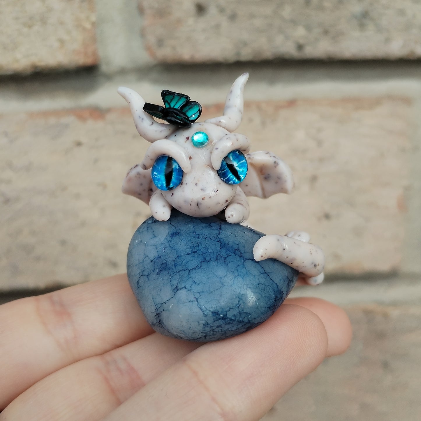Crackle Quartz Crystal Dragon