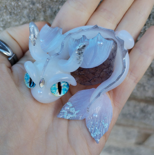 Crackle Quartz Water Crystal Dragon