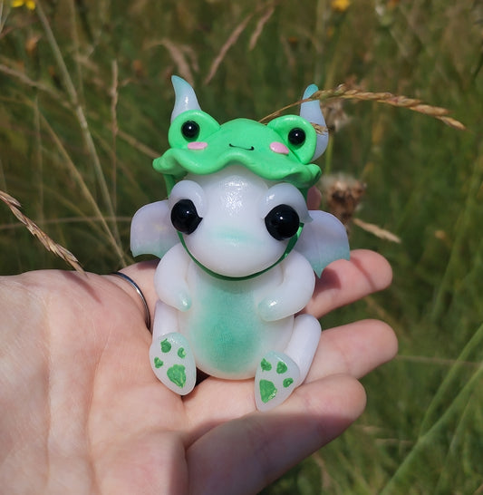 Froggy Kin Dragon Desk Friend