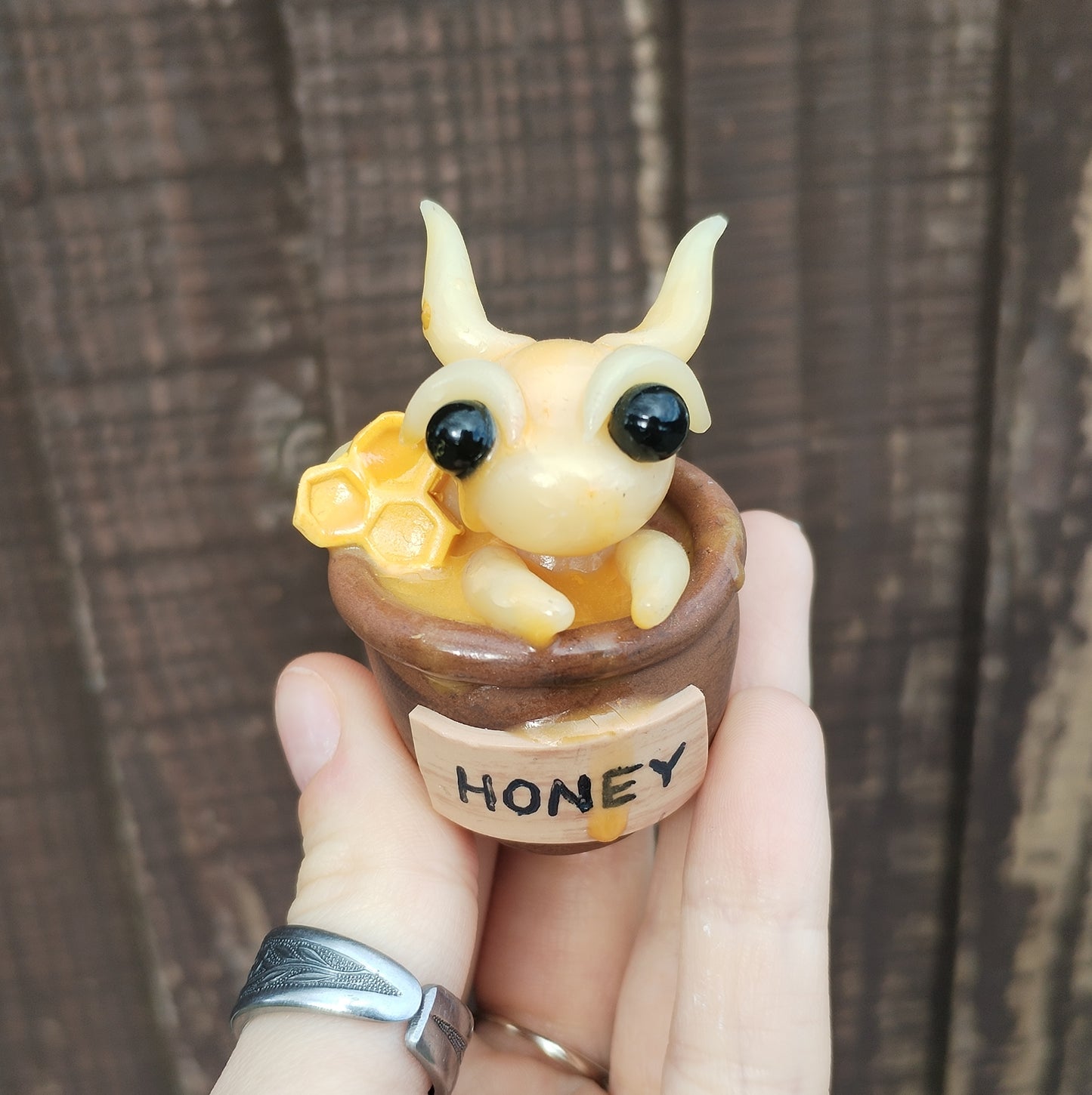 Food Series Dragon H - Honey