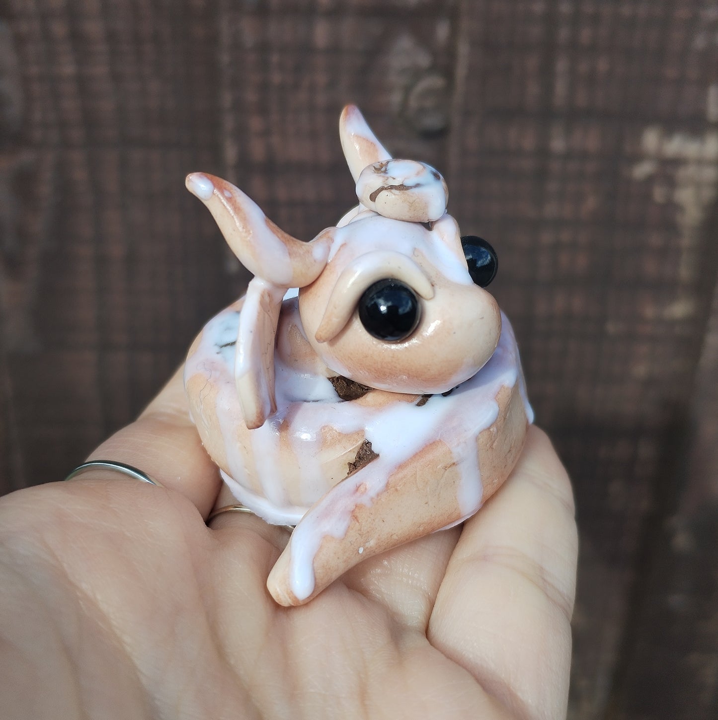 Food Series Dragon C - Cinnamon Roll