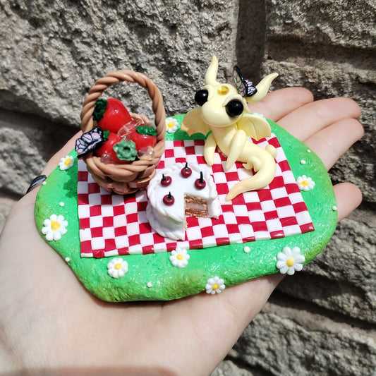Picnic Citrine Crystal Dragon