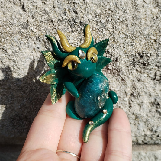 Apatite Crystal Dragon